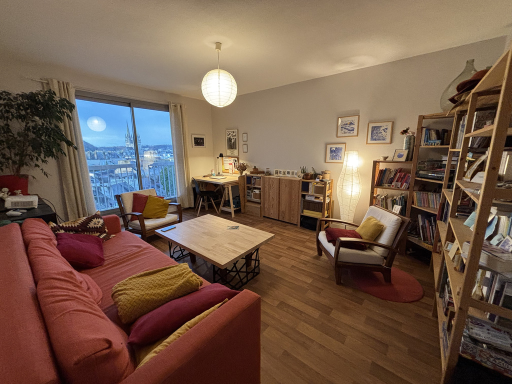 A Louer. Libre Fin Février 2026. Un T2 avec Parking, Rénové et en Parfait Etat, à 10 min à Pied du Centre !