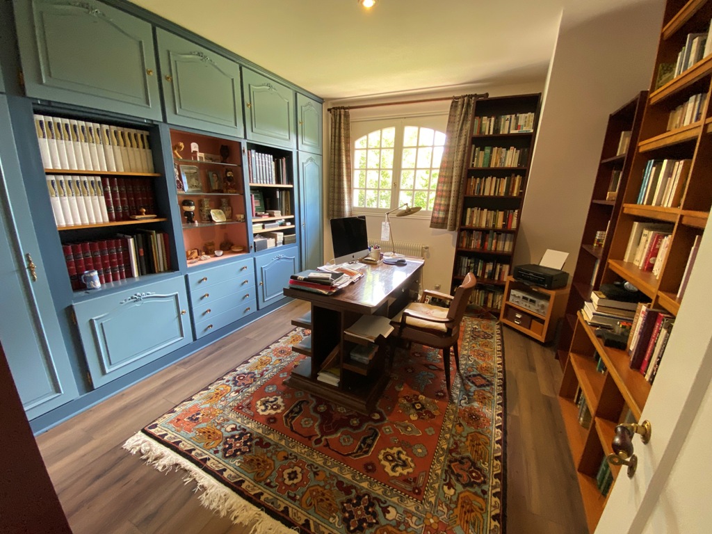 Quimper – Position Dominante sur un Parc Botanique EXCEPTIONNEL pour Propriété Remarquable