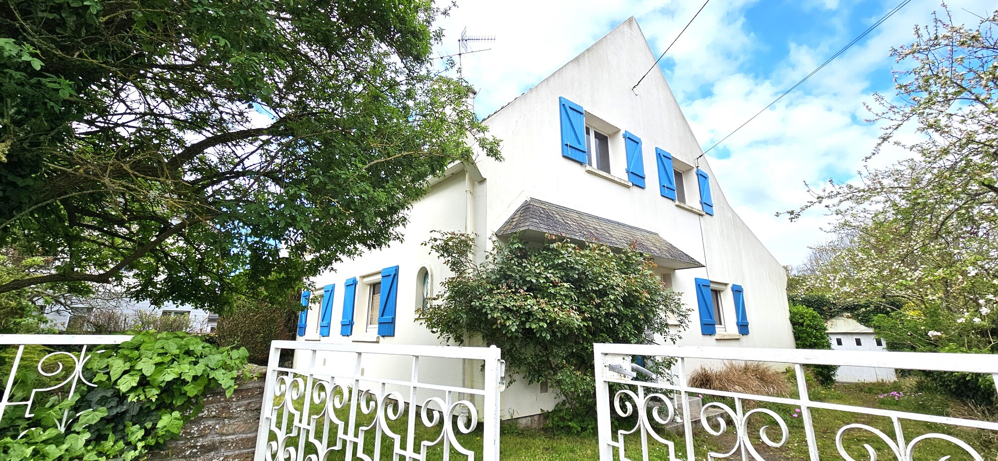 CONCARNEAU, A Quelques Claquettes de la Plage La Parfaite Maison de Vacances, 5 Chambres & Jardin