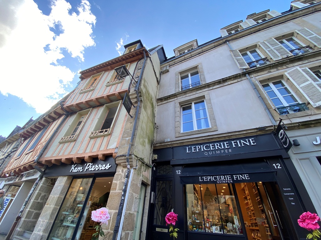 A LOUER – Appartement T3, AU COEUR du Centre Ville de Quimper, 76 m² avec deux Chambres !