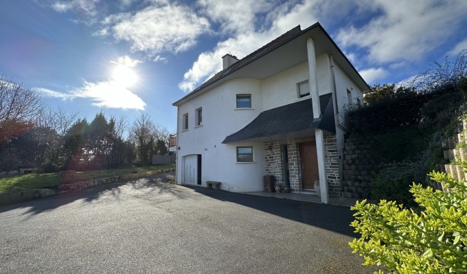 Audierne – Superbe Maison Contemporaine avec Vie de Plain Pied à 500 m des Commerces du Centre