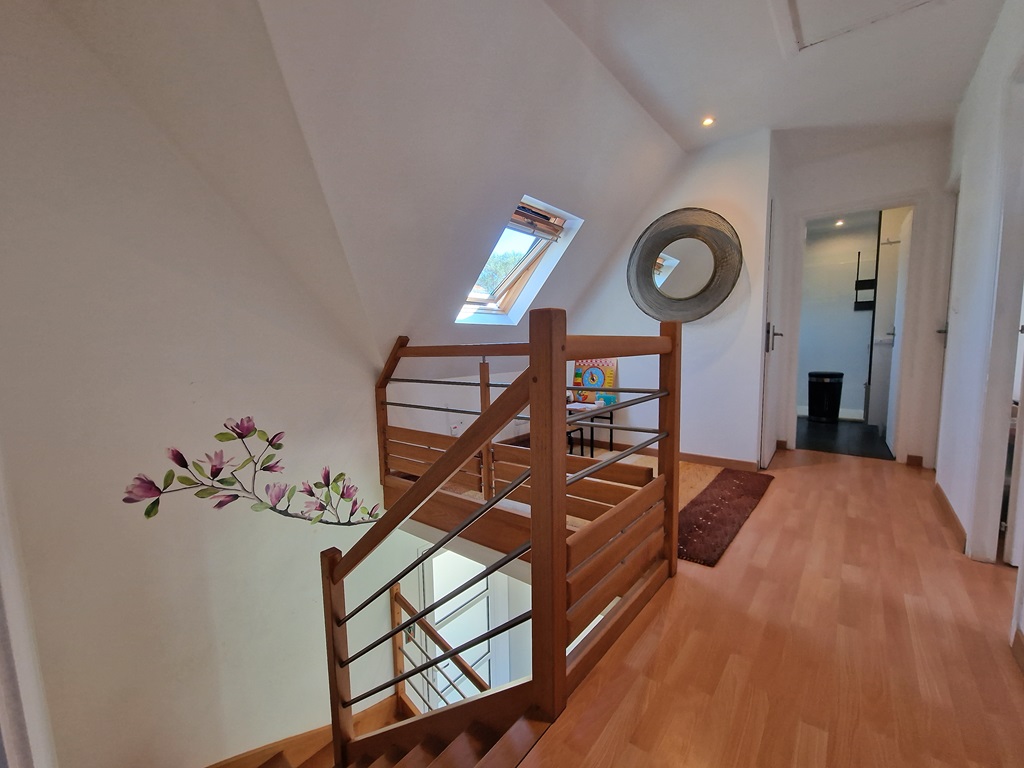 Entre Terre & Mer. La Maison Contemporaine Intemporelle Avec son Garage-Atelier (80m²) & Jardin de 1150m²