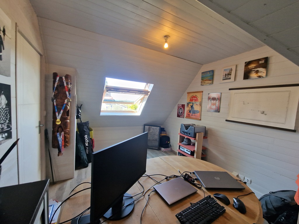 Entre Terre & Mer. La Maison Contemporaine Intemporelle Avec son Garage-Atelier (80m²) & Jardin de 1150m²