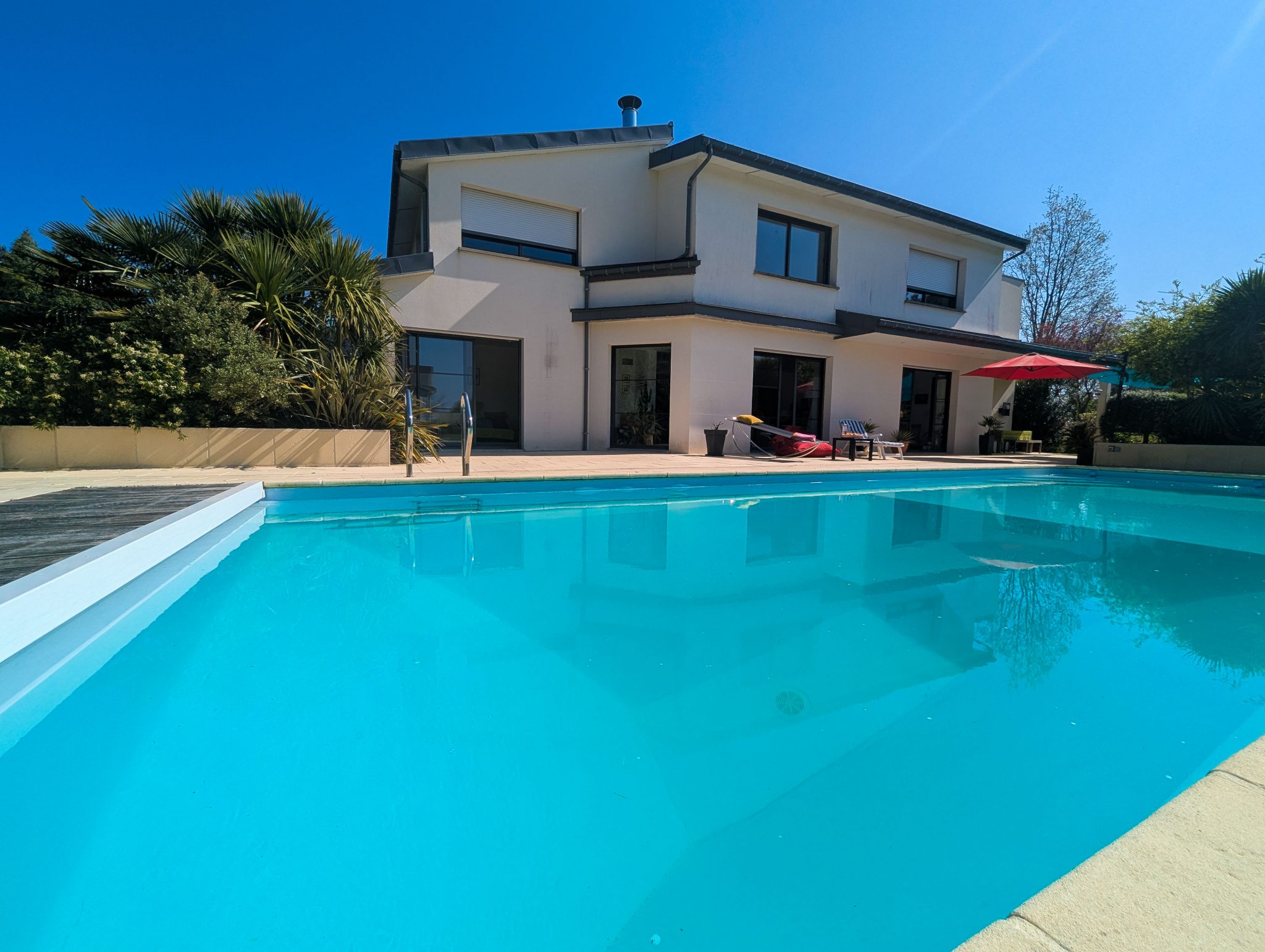 Ploërmel – Ambiance Raffinée & Style Design Pour Cette Splendide Villa d’Architecte (350m²)