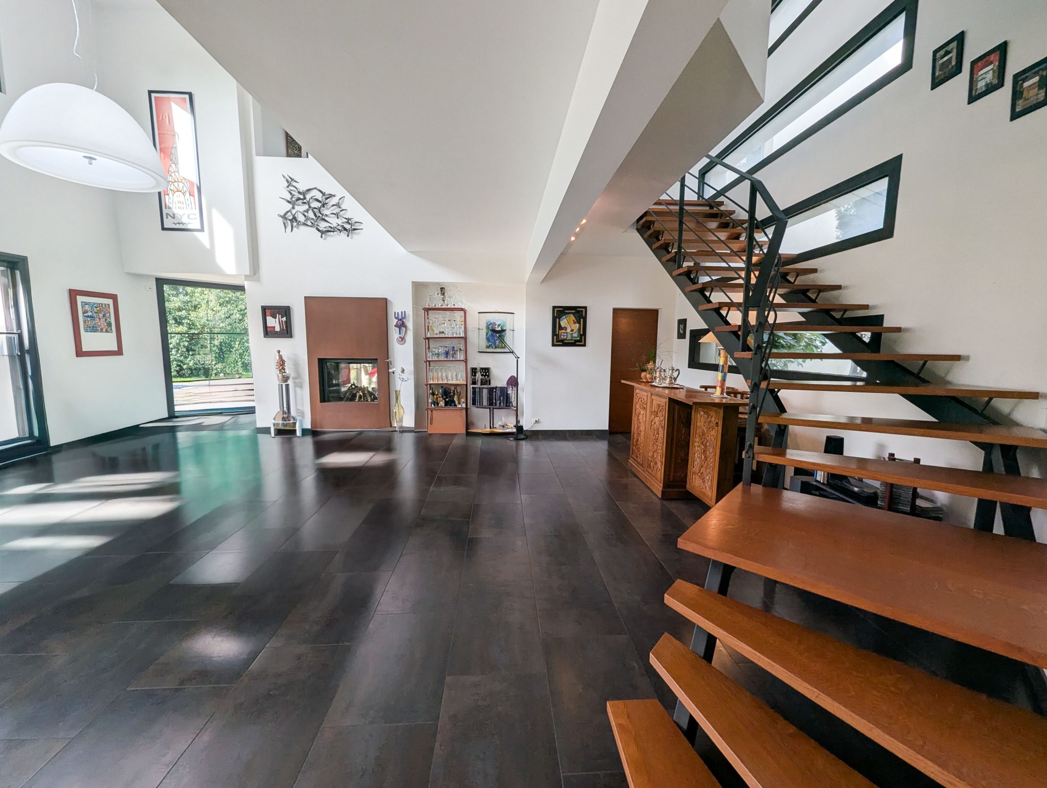 Ploërmel – Ambiance Raffinée & Style Design Pour Cette Splendide Villa d’Architecte (350m²)