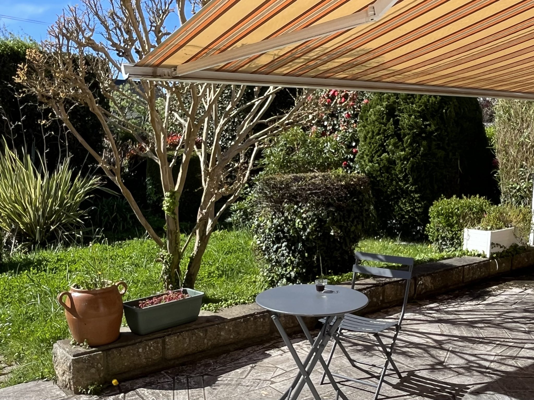 Ploemeur Bourg – Volume & Caractère Pour Cette Maison de 240 m² Sur Son Terrain Clos & Calme