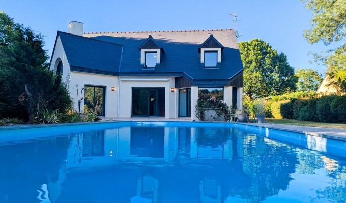 Ploërmel – La Généreuse et Intime Maison d’Architecte (260 m²) Parc & Piscine Plein Sud