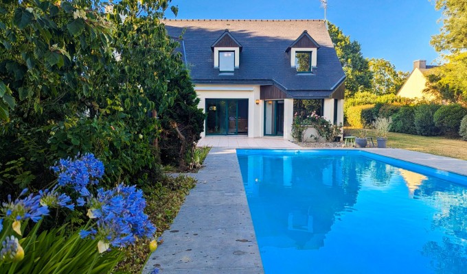 Ploërmel – La Généreuse et Intime Maison Familiale (260 m²) Parc & Piscine Plein Sud