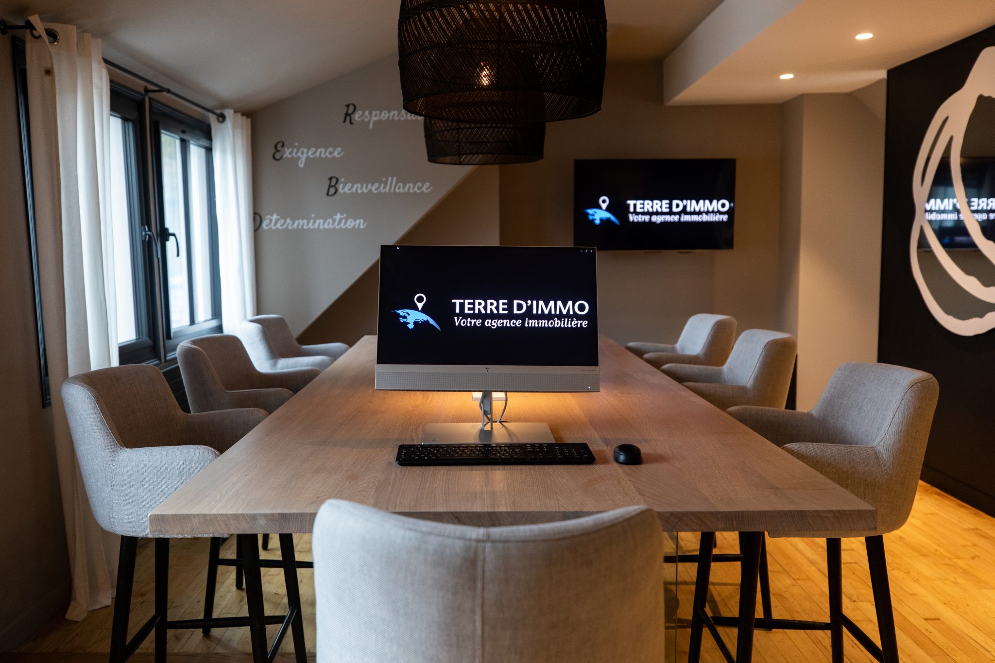 A Louer – Quimper Hyper Centre sur les Quais de L’odet- Espace de Bureaux à Louer