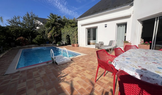 Ploemeur  – Confortable Contemporaine (137m²) Avec Piscine & Garage A Quelques Claquettes Des Plages du Perello