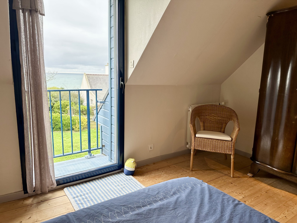 Plouhinec – Charme & Vue Mer, L’authentique 1930 Rénovée & Baignée de Lumière avec Jardin