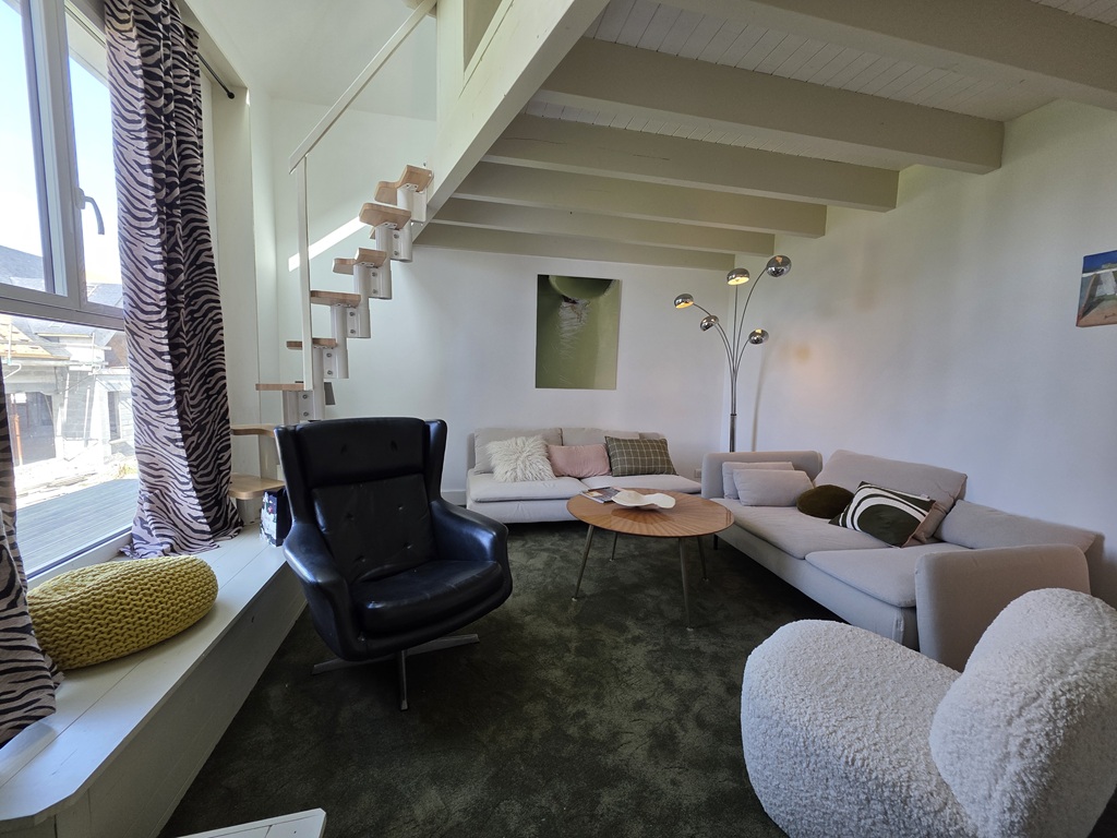 Exclusivité Agence, LECHIAGAT, La Plage à 100m, Maison Année 30 & Maison annexe pour les Amis