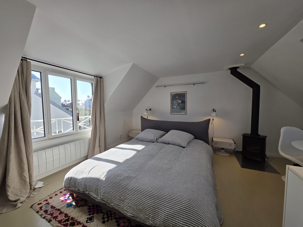 Exclusivité Agence, LECHIAGAT, La Plage à 100m, Maison Année 30 & Maison annexe pour les Amis
