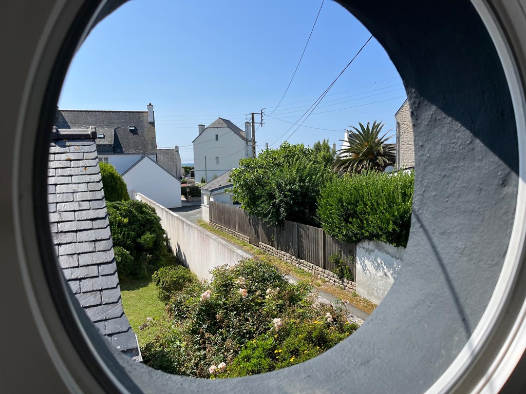Exclusivité Agence, LECHIAGAT, La Plage à 100m, Maison Année 30 & Maison annexe pour les Amis