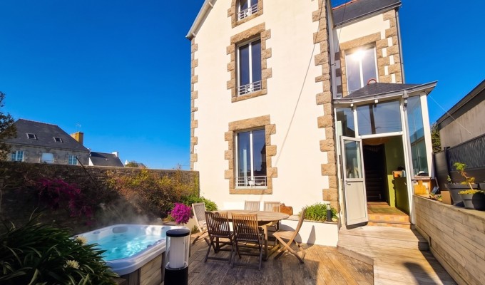 Exclusivité Agence, LECHIAGAT, La Plage à 100m, Maison Année 30 & Maison annexe pour les Amis