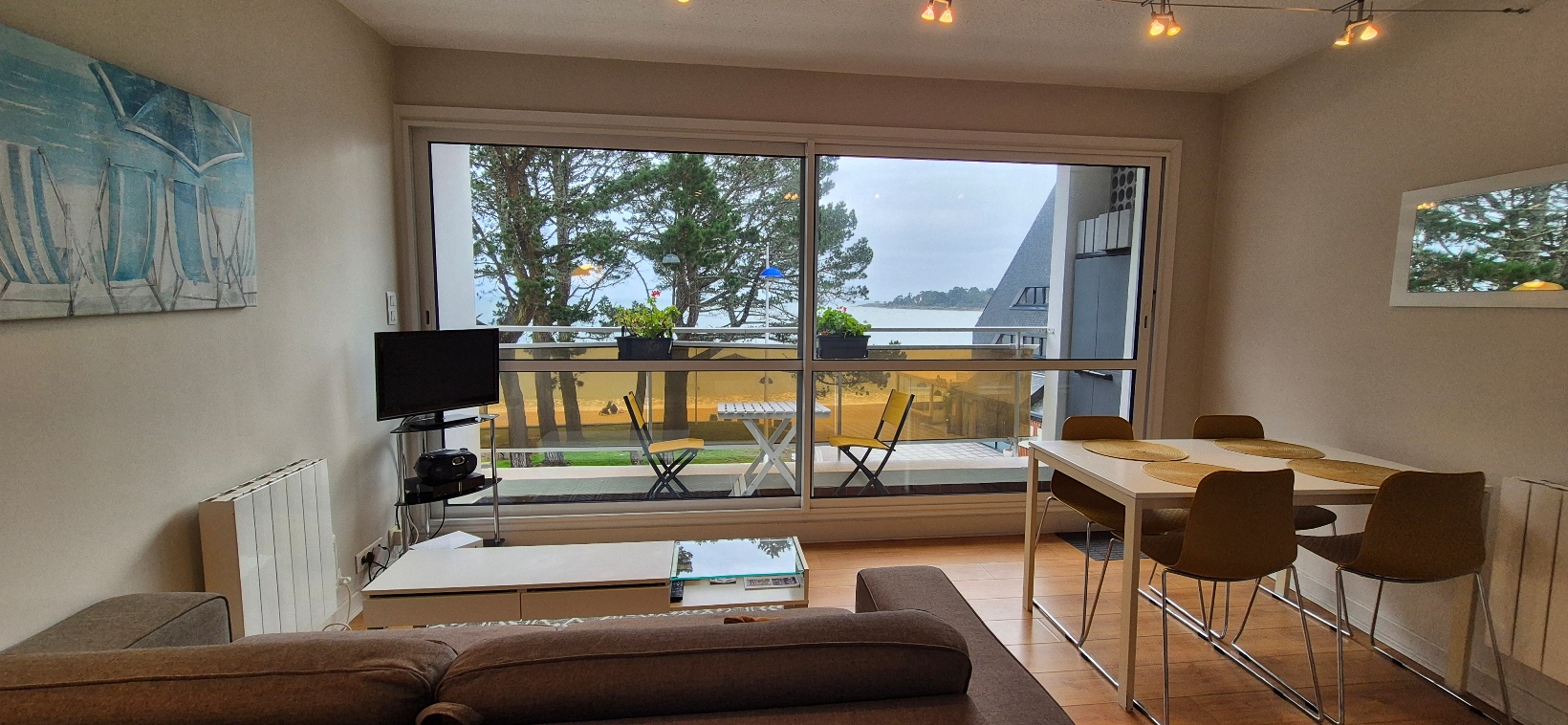 Bénodet – Elégance & Raffinement pour cet Appartement T2 avec Vue Mer Exceptionnelle