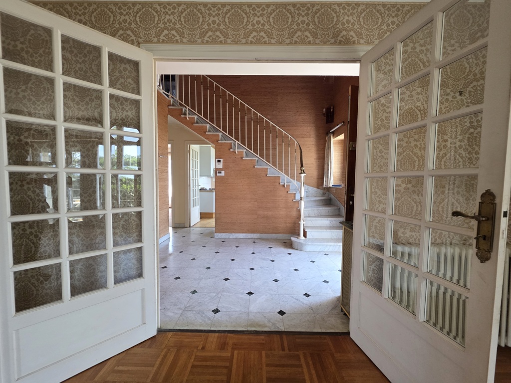 Exclusivité Agence. Guilvinec Pleine Vue Mer & Accès Plage, Vaste Maison de Famille Avec Jardin de 880m²