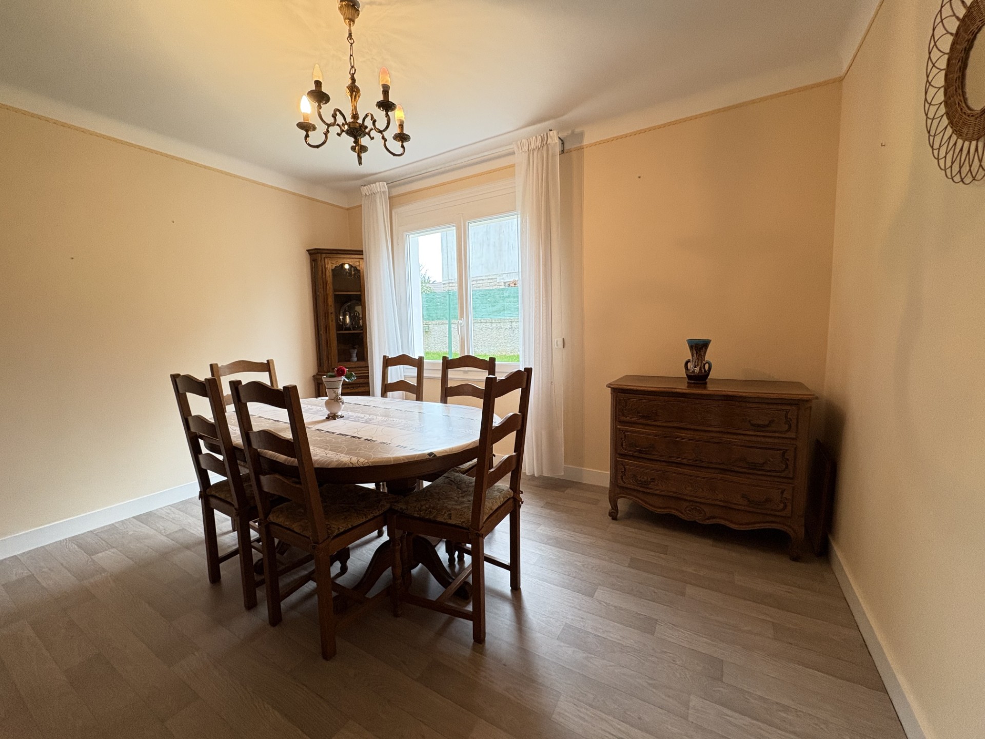 Concarneau – L’intemporelle Maison de Quartier avec Jardin proche du Centre Ville