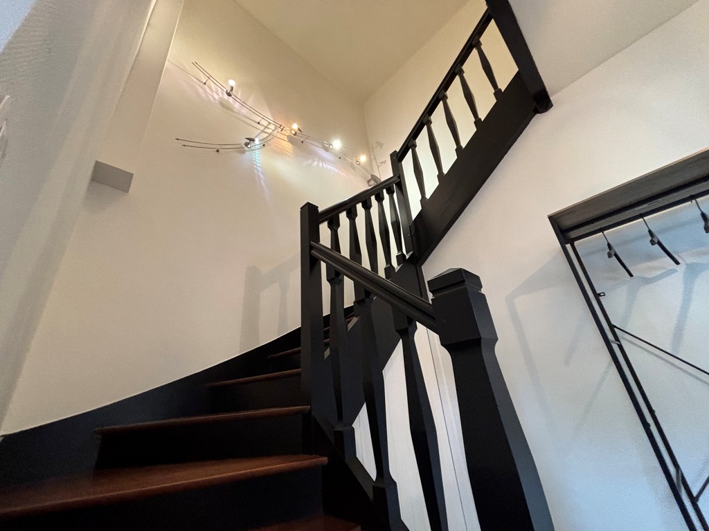 A Louer. Disponible Immédiatement. Quimper Kerfeunteun, Maison Meublée et Rénovée !