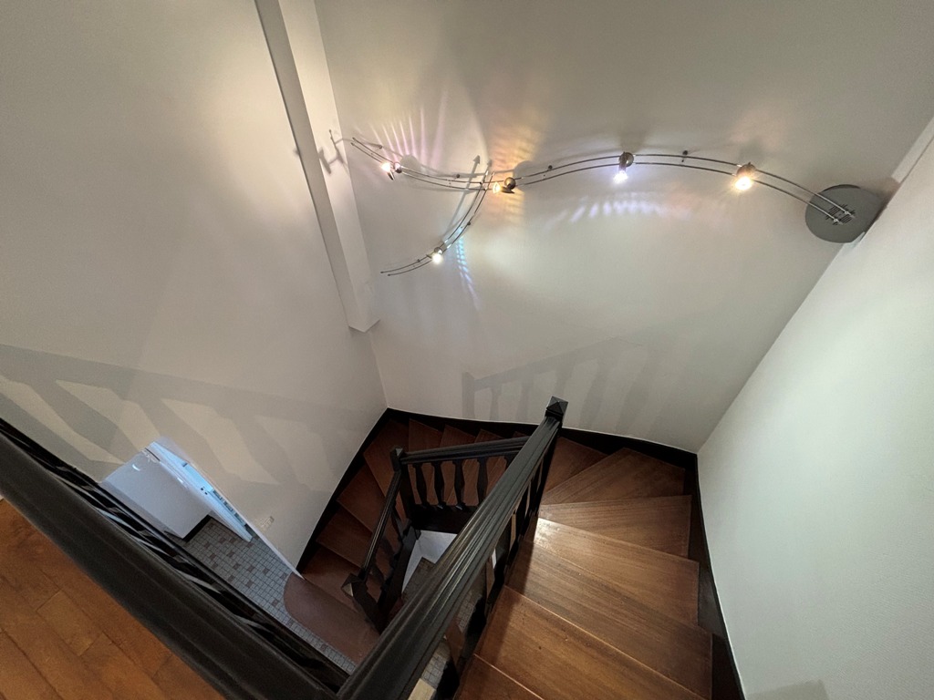 A Louer. Disponible Immédiatement. Quimper Kerfeunteun, Maison Meublée et Rénovée !