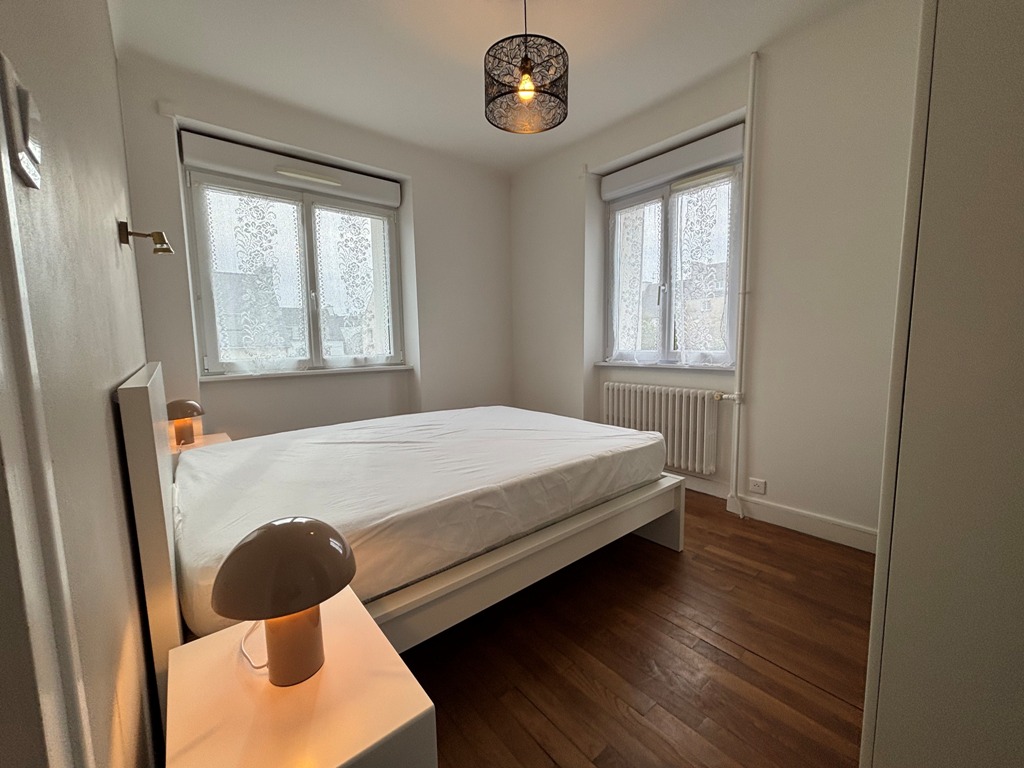 A Louer. Disponible Immédiatement. Quimper Kerfeunteun, Maison Meublée et Rénovée !