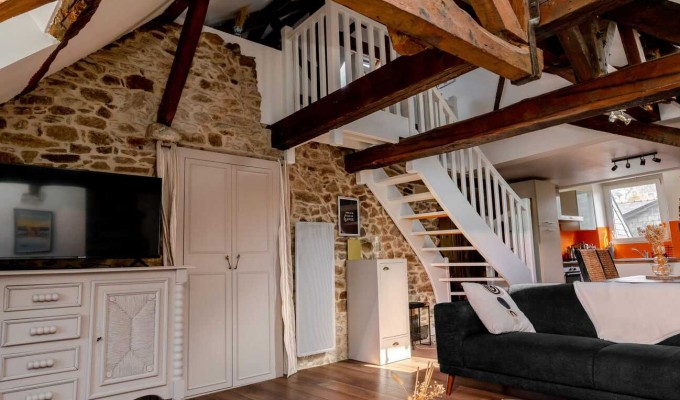 Quimper Centre-Ville Appartement de Charme en Duplex sur 115 m² avec Vue Imprenable sur les Quais
