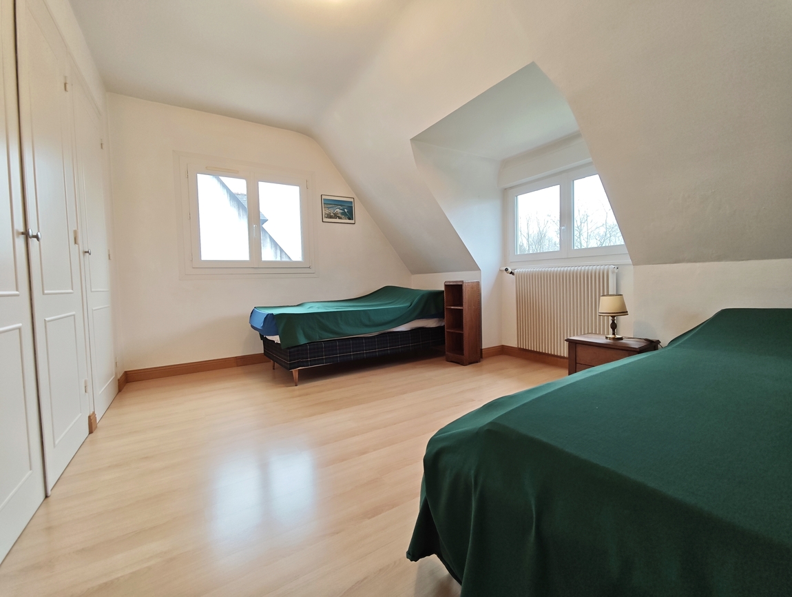 Quimper Frugy. Quartier Très Prisé aux Abords du Centre Ville pour Charmante Maison de 170 m2.