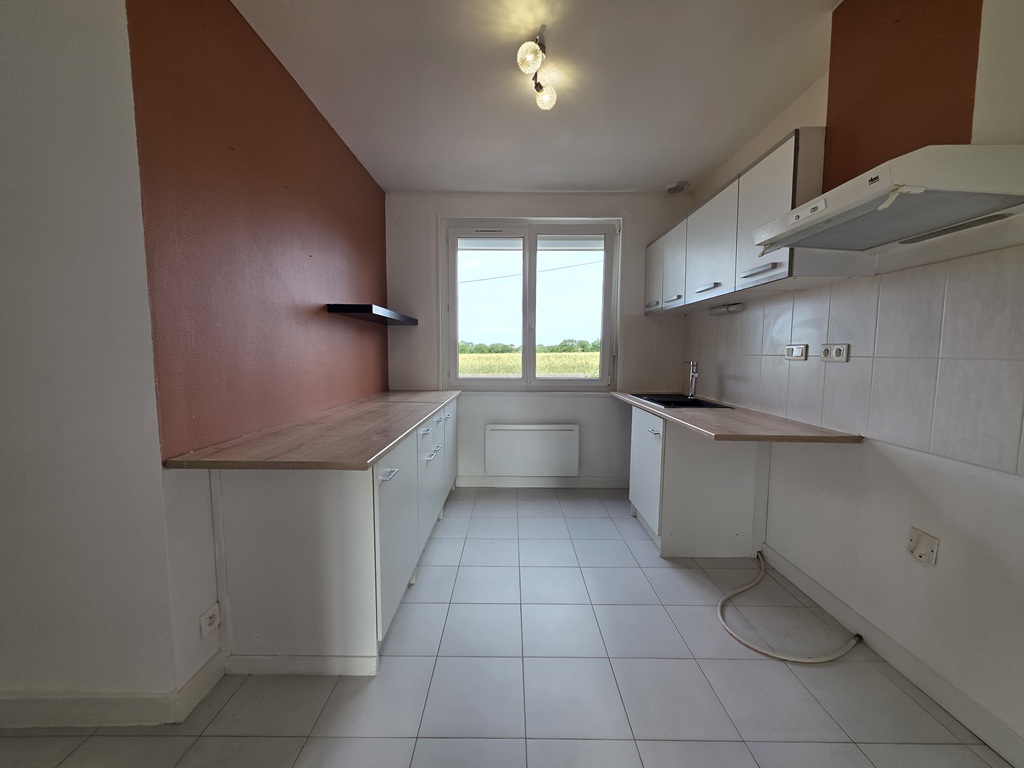 Plonéour Lanvern – Dans la Jolie Campagne, La Grande Maison 5 Chambres Avec Son Hangar et Jardin de 600m²