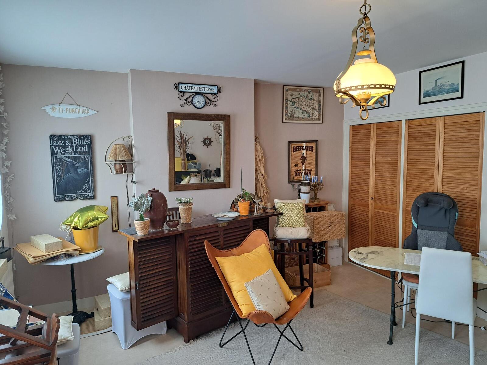 Concarneau, Appartement en Viager Occupé – Dame de 77 ans – Bouquet 44 350 € + Rente 460 €