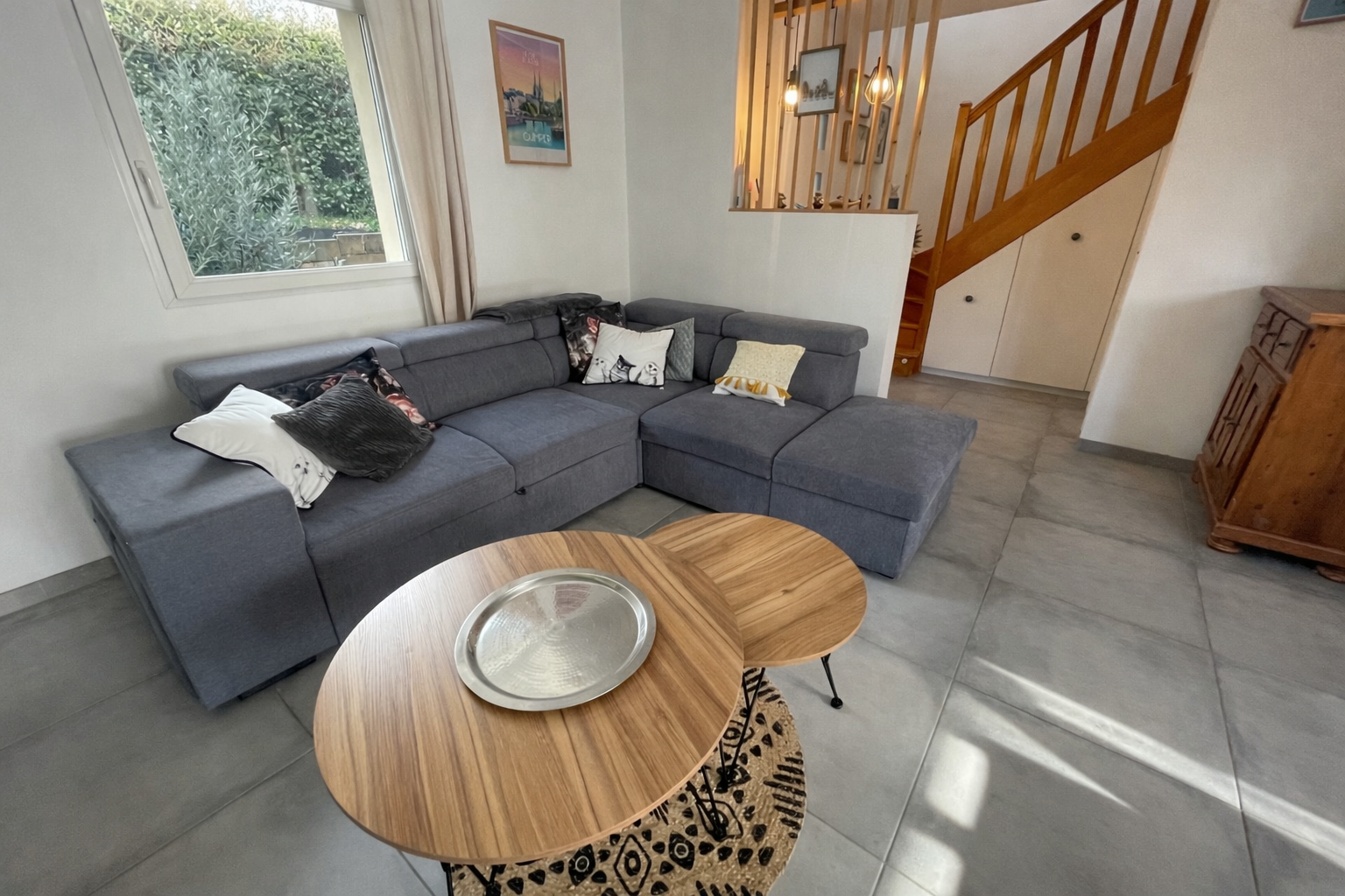 Exclusivité Agence, Quimper 12 mn, Ambiance “Cosy” Pour l’impeccable Contemporaine & Son Jardin Arboré