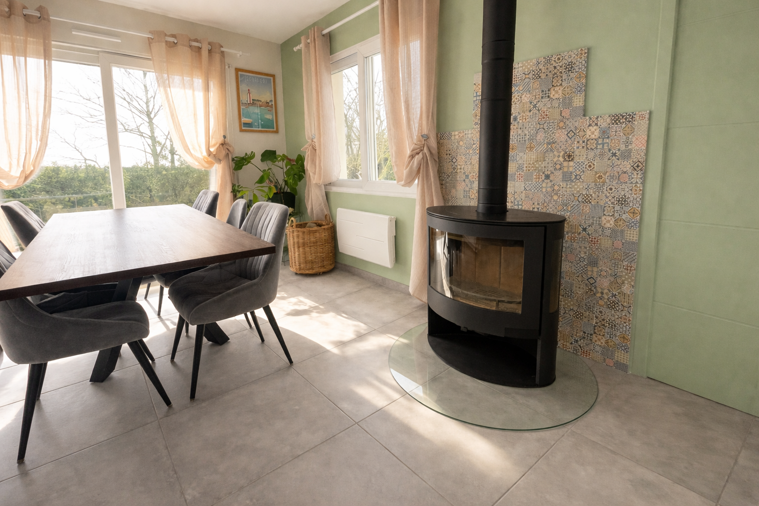 Exclusivité Agence, Quimper 12 mn, Ambiance “Cosy” Pour l’impeccable Contemporaine & Son Jardin Arboré