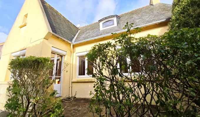 Aux Portes de Quimper, Maison 4 Chambres (112 m2) avec Sous-Sol & Terrain Clos.