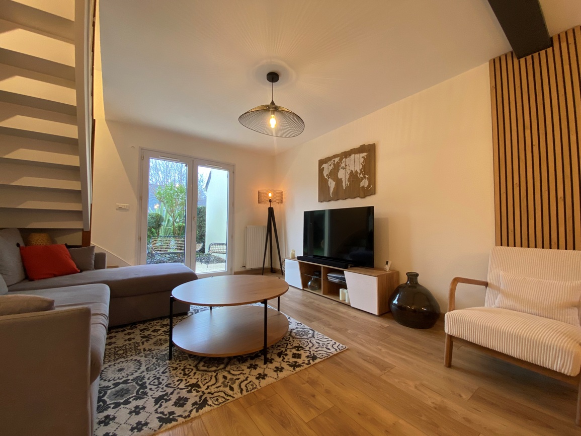 A Louer – Libre le 15/03/2026  – Petite Maison Entièrement Rénovée dans un quartier CALME !