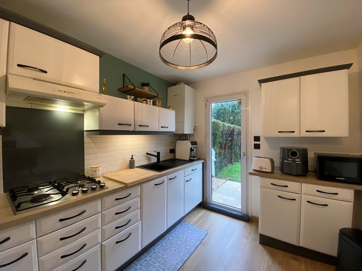 A Louer – Libre le 15/03/2026  – Petite Maison Entièrement Rénovée dans un quartier CALME !