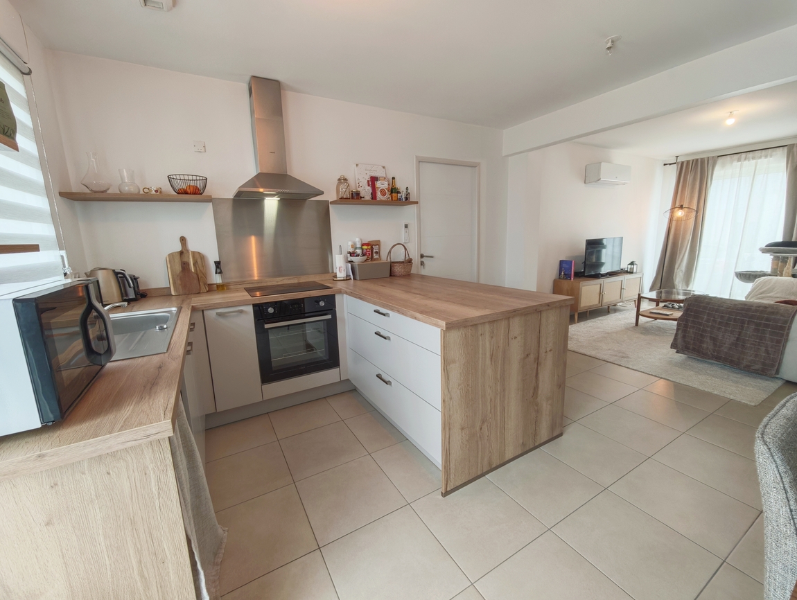 Quimper Sud. Maison Récente aux Normes RT2020 (100 m2) 4 Chambres, Garage & Jardin.