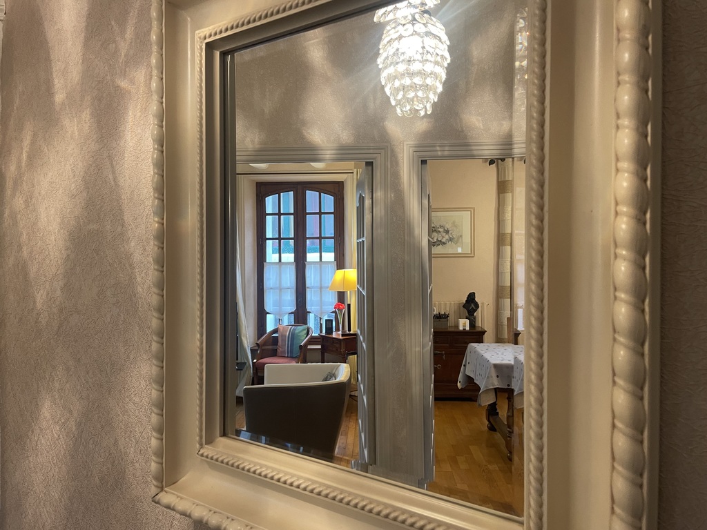 Douarnenez-Tréboul – Elégance & Volumes pour cette Maison de 145m² avec Jardin & Garage