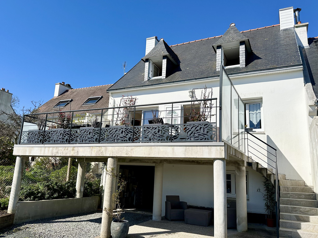 Audierne, Quartier Recherché – Maison 1993 sur Sous Sol & Terrasse Plein Sud