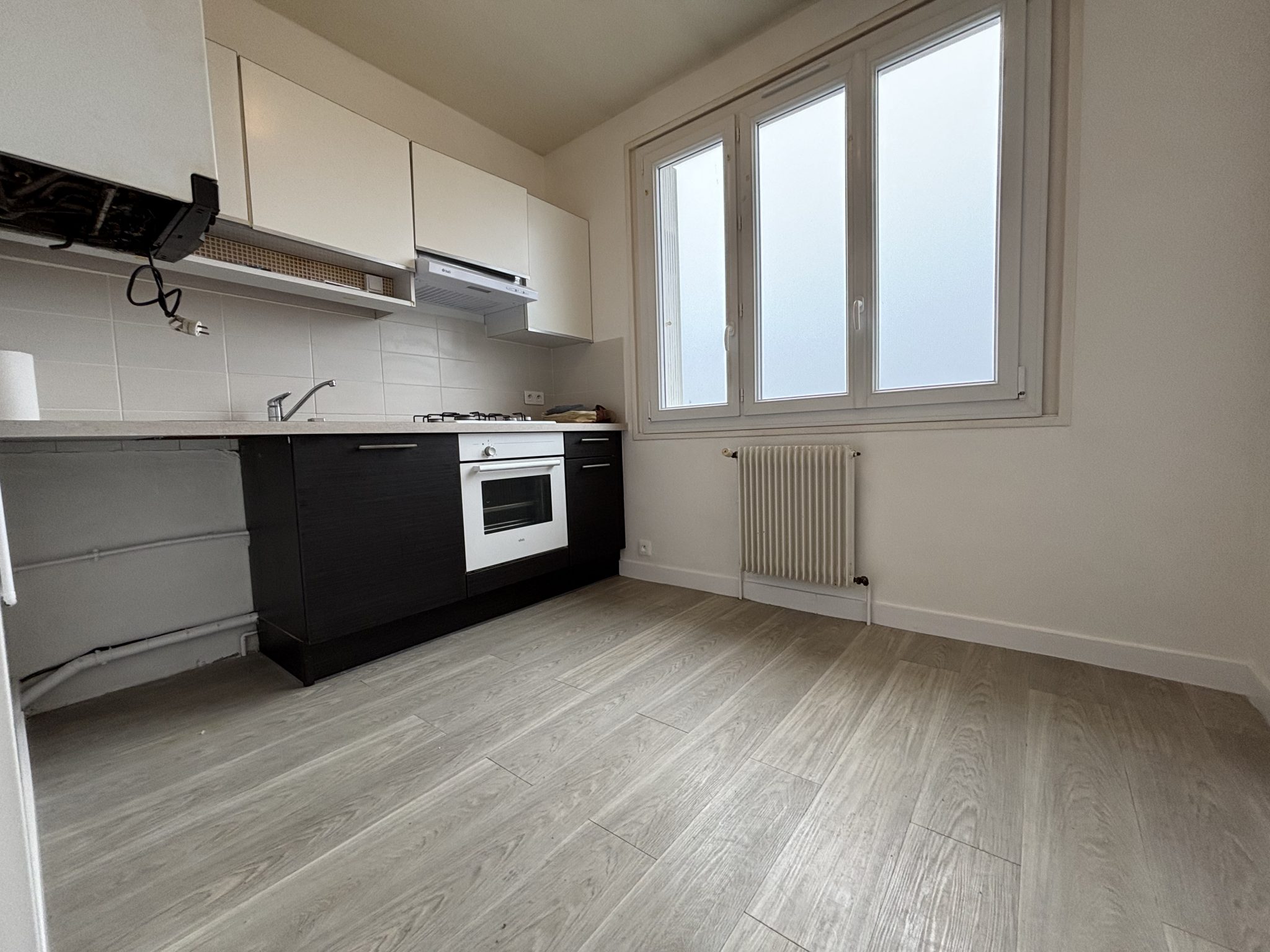 A Louer. Libre Immédiatement. Quimper, Quartier Saint-Marc, T2 de 41 m² avec Balcon