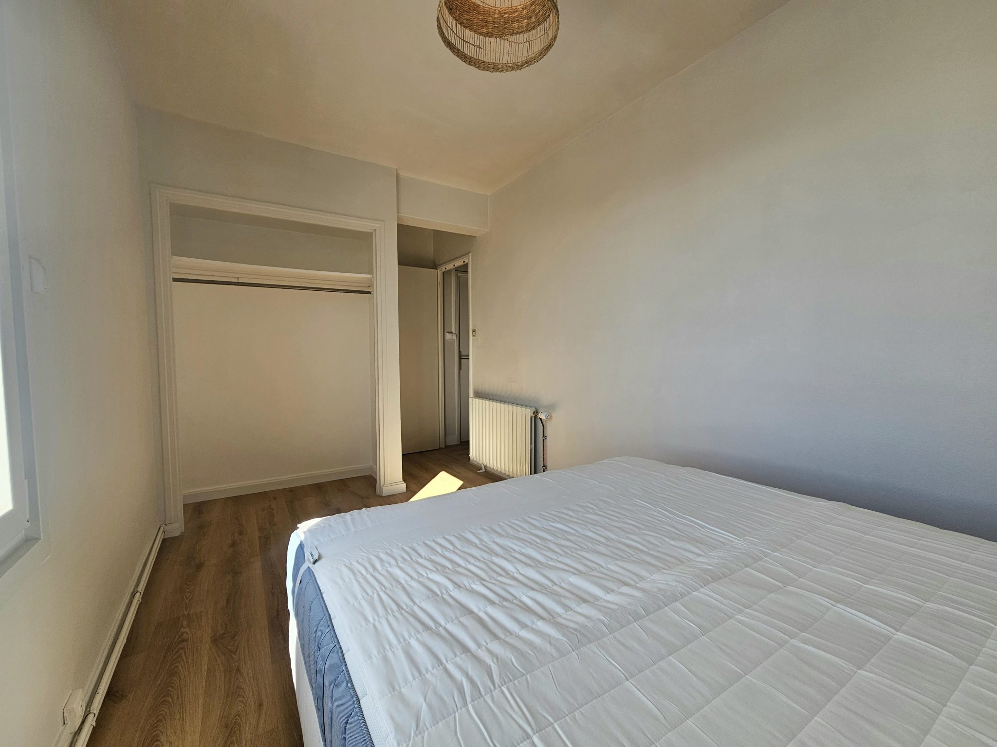 Concarneau Vue dégagée sur la Baie – Lumineux & Chaleureux Appartement T4 de 80 m²