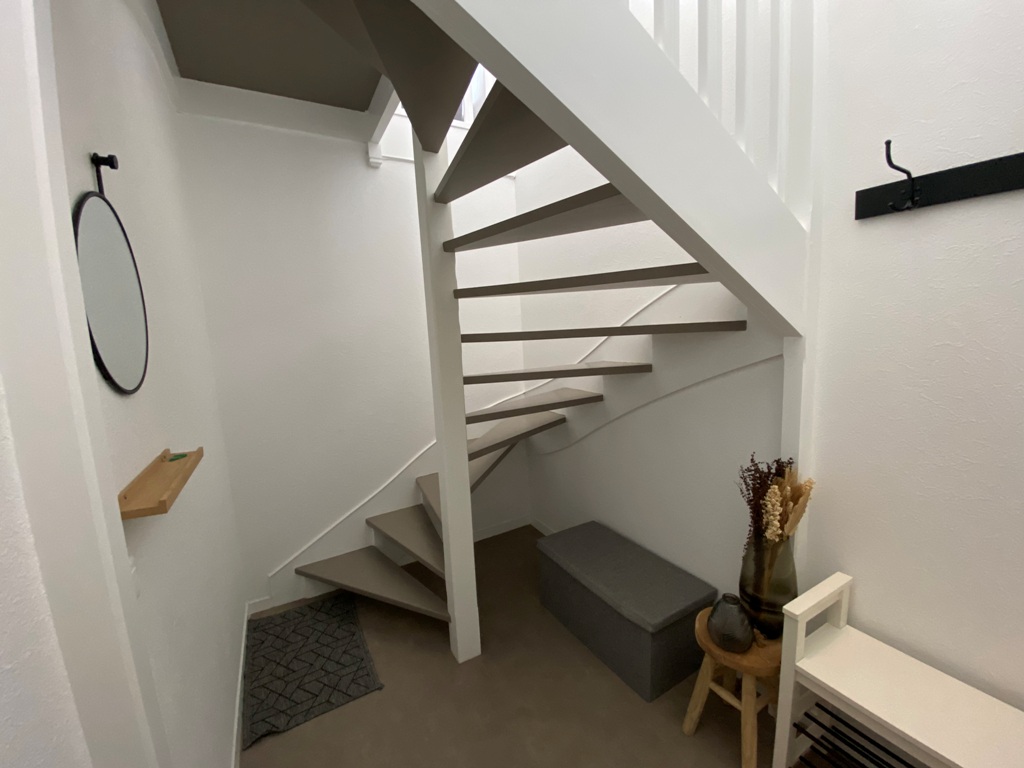A LOUER. Libre au 13/04/2026. Quimper, Quartier Kerfeunteun, Appartement Meublé Avec Terrasse !