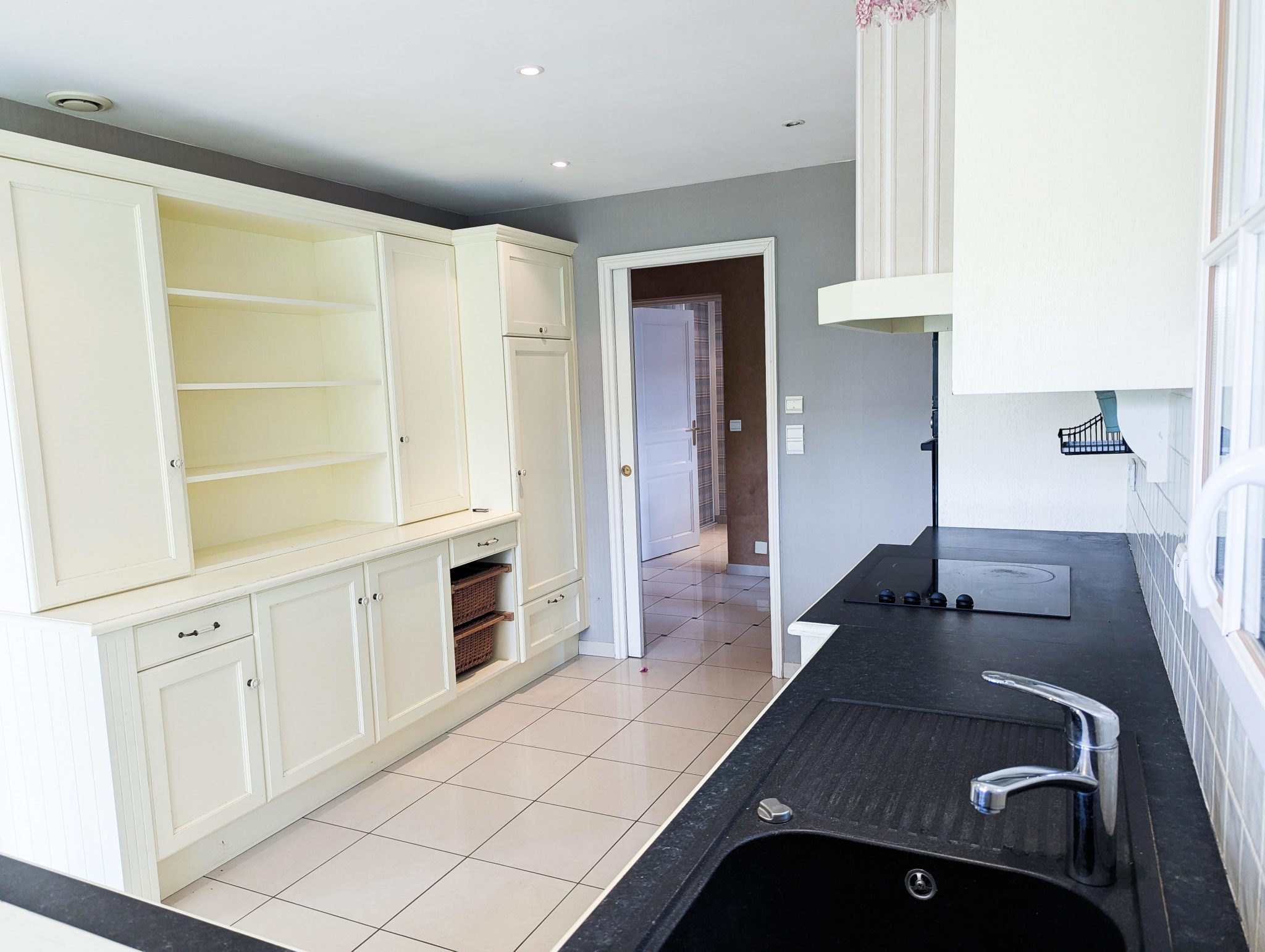 Ploërmel – L’Élégante & Singulière Maison de 220m² avec Piscine & Jardin de 1700m²