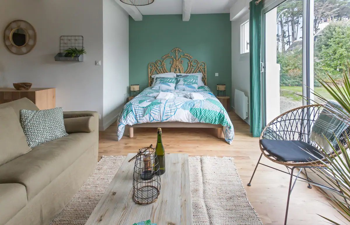 Quiberon Presqu’île – Ensemble Locatif Soigné de 4 Appartements, Esprit Bord de Mer & Activité Clé en Main