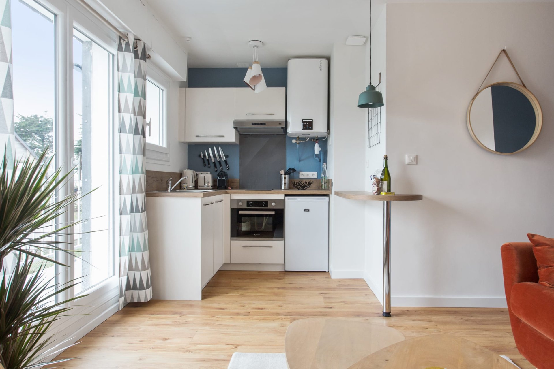 Quiberon Presqu’île – Ensemble Locatif Soigné de 4 Appartements, Esprit Bord de Mer & Activité Clé en Main