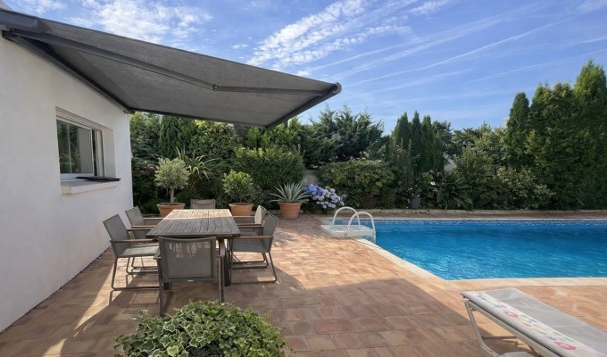 Lomener – Contemporaine (137m²) Avec Piscine & Garage A Quelques Coup de pédales Des Plages du Perello