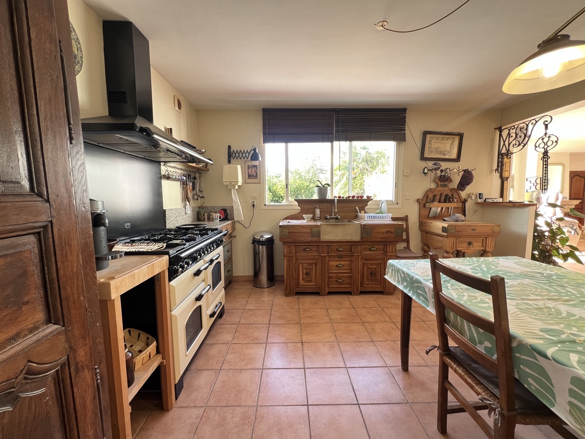 Ploemeur  – Contemporaine (137m²) Avec Piscine & Garage A Quelques Coup de pédales Des Plages du Perello