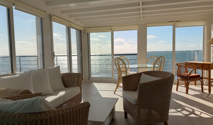 Concarneau, Vue Imprenable sur L’océan Pour Ce T3 Duplex, Terrasse Panoramique & Son Jardin Accès Direct A La Plage