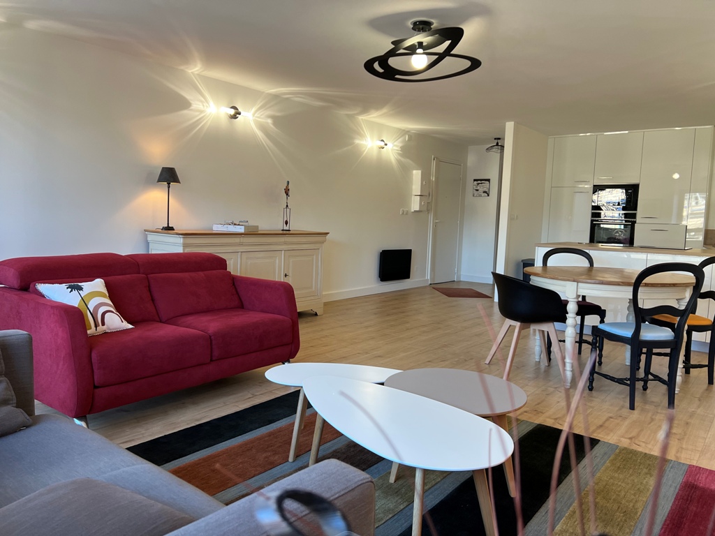 A LOUER. Libre le 29/06/2026. Quimper Centre Ville,  Appartement T3 avec Garage et ASCENSEUR!