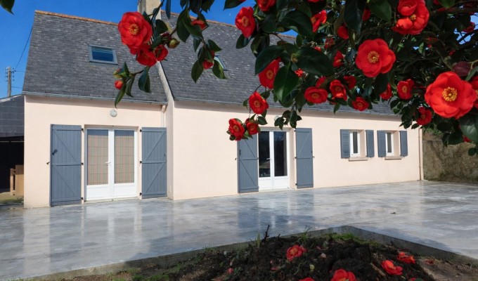 Sainte Marine- La Maison Familiale (5 chambres) Avec Terrasse & Jardin 1000 m² , Proche des Plages et du Port .