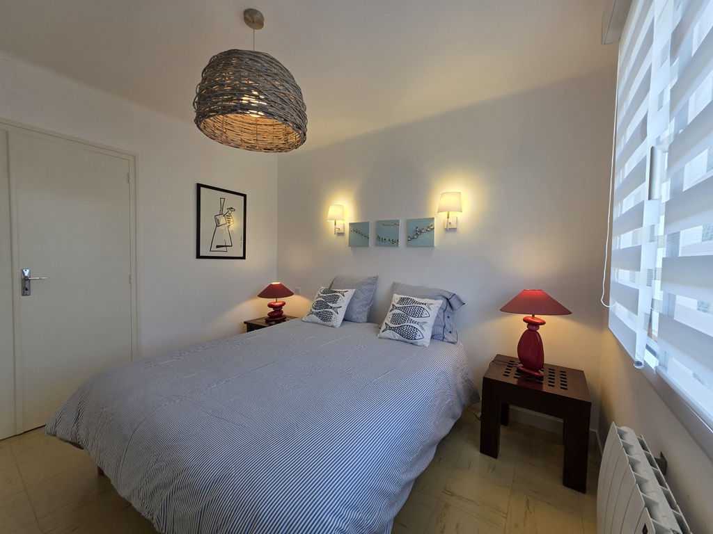 L’île Tudy, La Plage à pied, en fond d’impasse, Belle Maison de Vacances de 4 chambres avec Jardin Clos