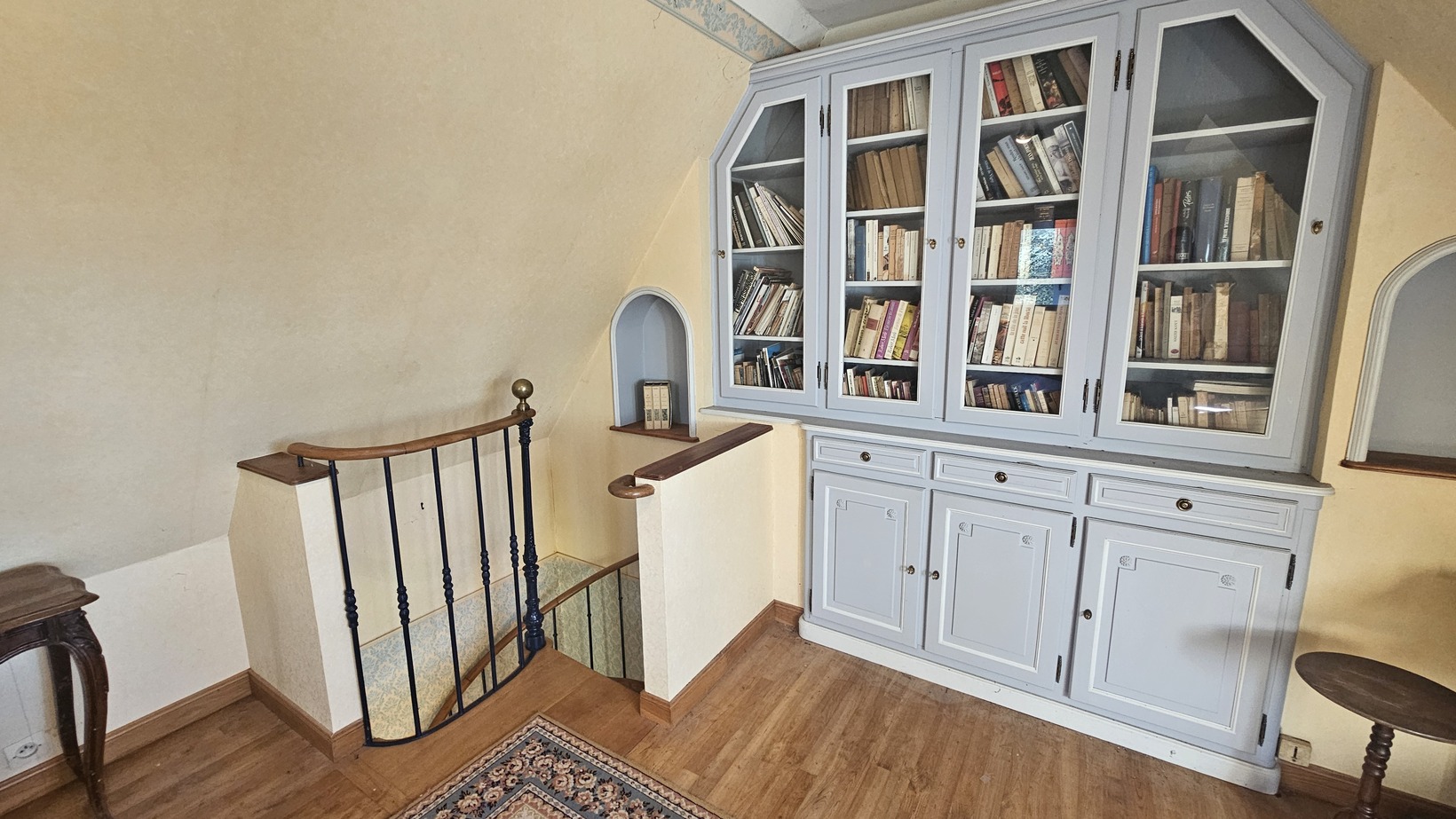 Tregunc – Propriété de Caractère de 226 m² Sur Son Parc Arboré de 1,3 hectares à 2 km Des Plages